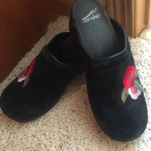 Black suede, flower Dansko